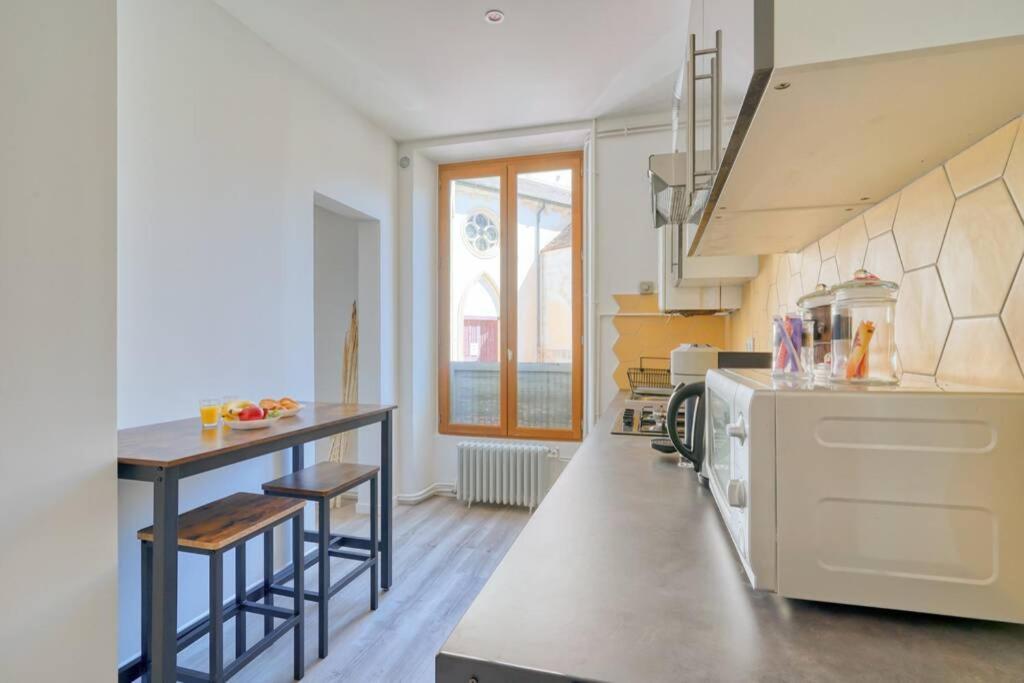 Studio Charmant Au Coeur Du Vieux Corbeil Корбей-Эссон Экстерьер фото